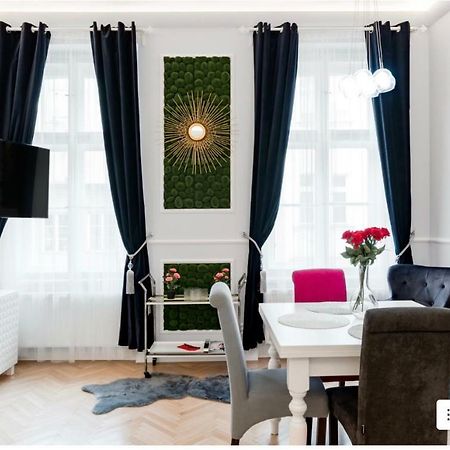 Vogue Apartment Near By Wenceslas Square Praha Eksteriør bilde
